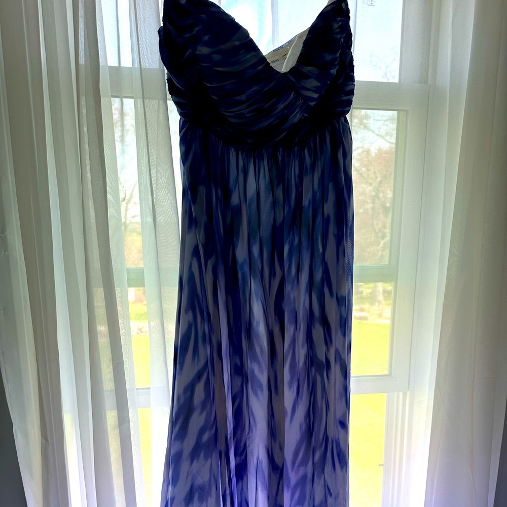 Calvin Klein strapless stunner in gorgeous shades of blue!